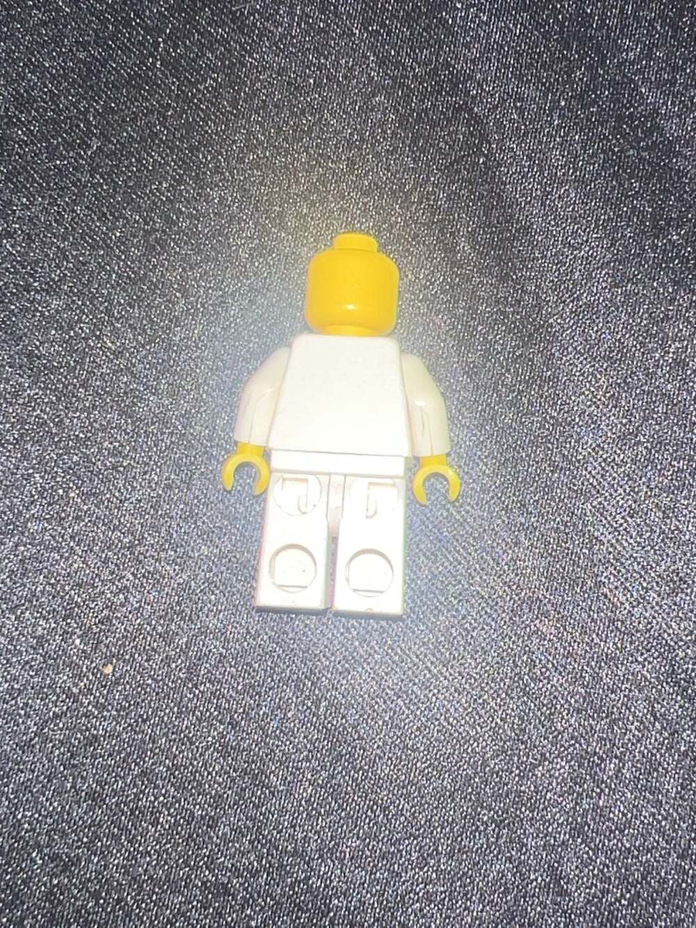 LEGO Minifigure Dr. Kilroy (Dr. Charles Lightning) 
Adventurers Desert Series - Picture 4 of 8